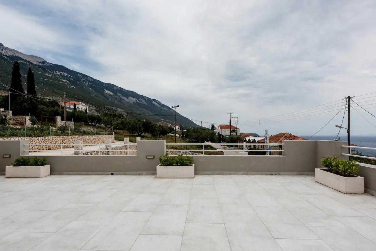 Etherealvilla-Family Villa With Pool Lourdata  Exterior photo